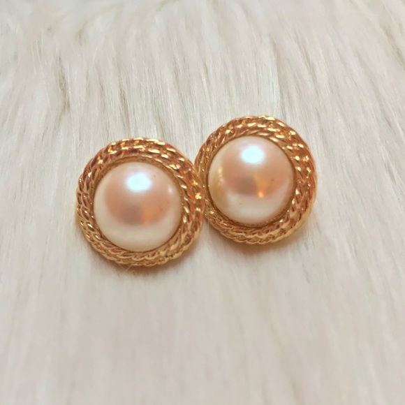Jewelry - Faux Pearl Gold Stud Earrings